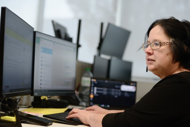 Krankenfahrt-Disposition-Frau